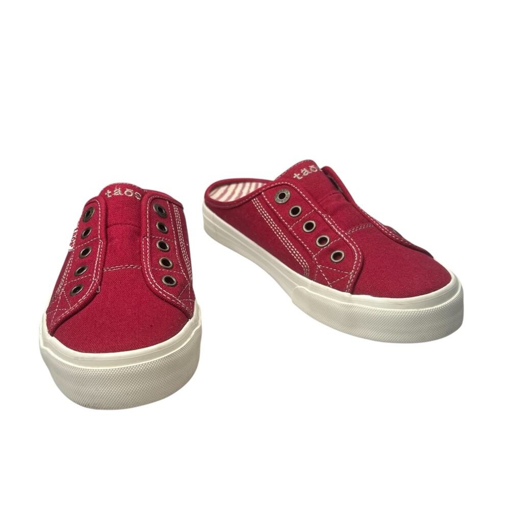 Taos EZ Soul Slide Sneakers Size 8 Red Canvas Mule Nautical Preppy Sporty Casual